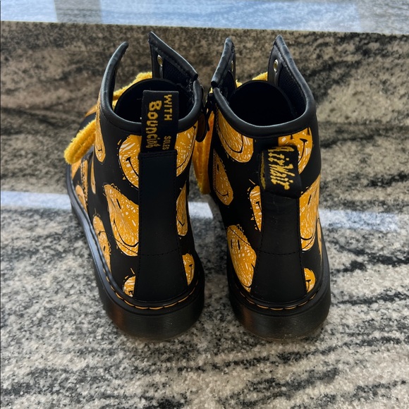 Dr. Martens Smiley Face Black Boots - Picture 5 of 6